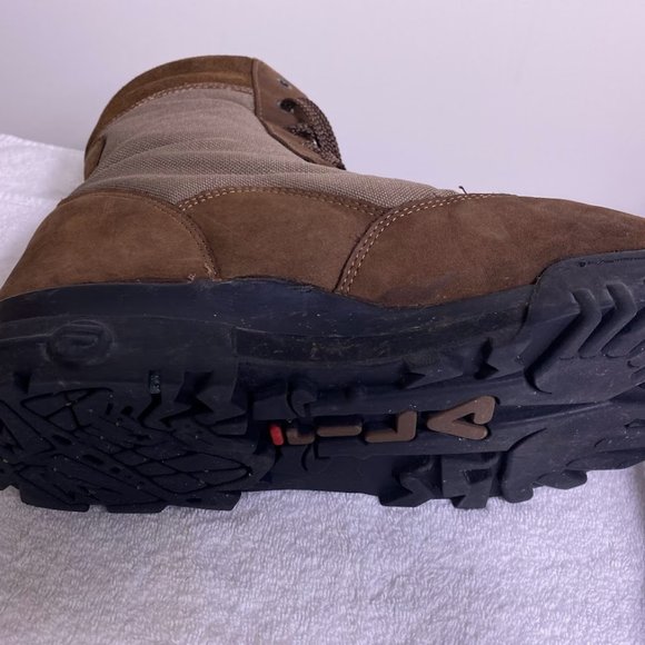 Men's FILA Boots - Picture 8 of 9